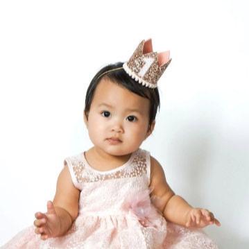 Linen and White Crown