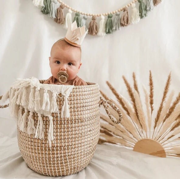 Linen and Black Crown